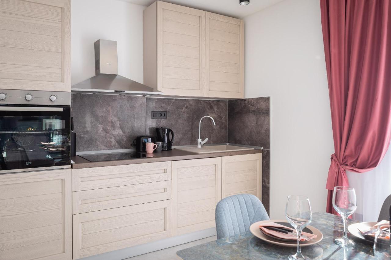 Luxury Apartment Lorena - Private Heated Pool - Jesenice  Buitenkant foto
