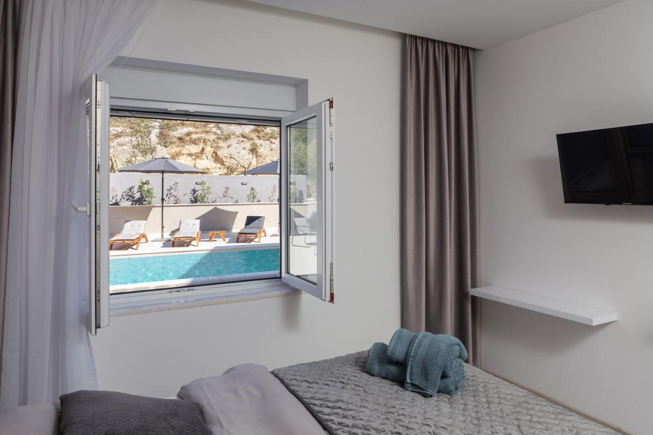 Luxury Apartment Lorena - Private Heated Pool - Jesenice  Buitenkant foto