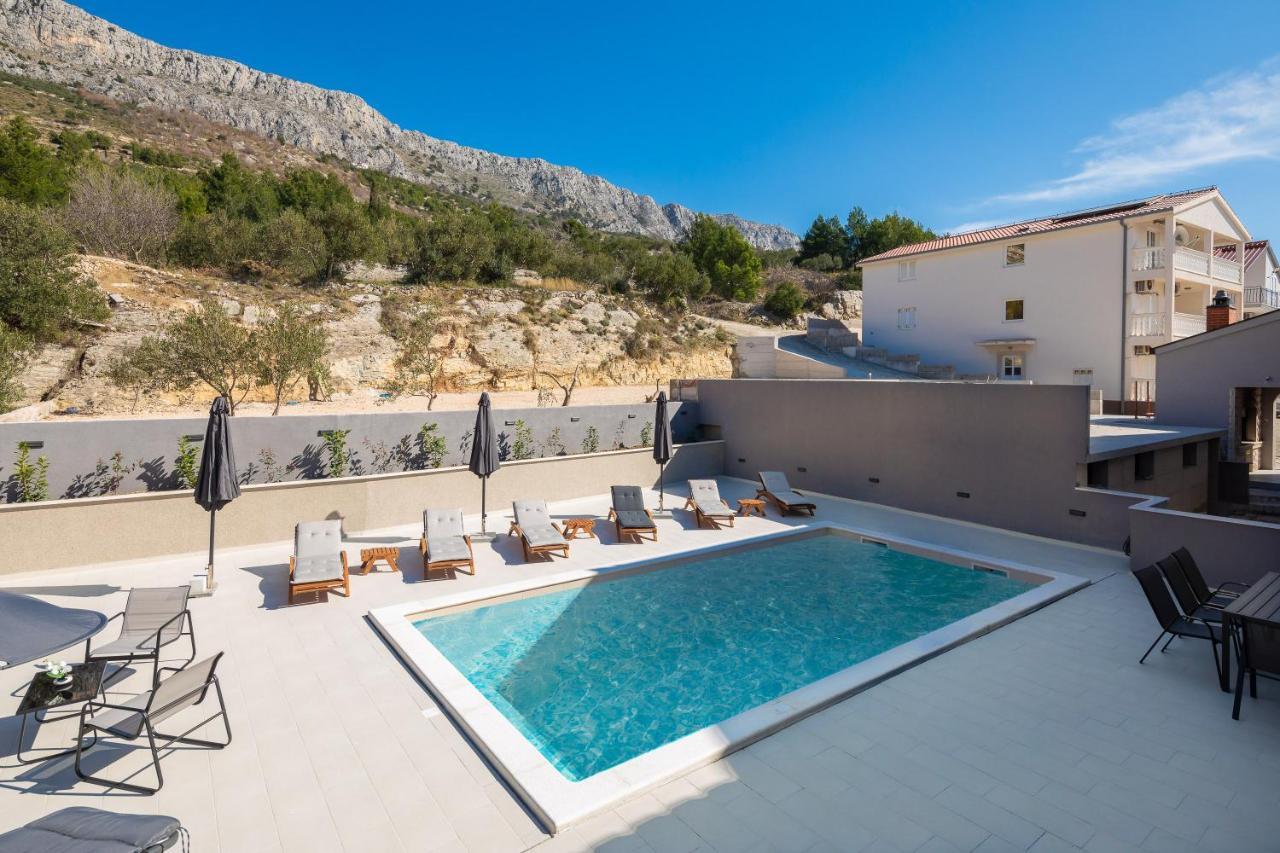 Luxury Apartment Lorena - Private Heated Pool - Jesenice  Buitenkant foto