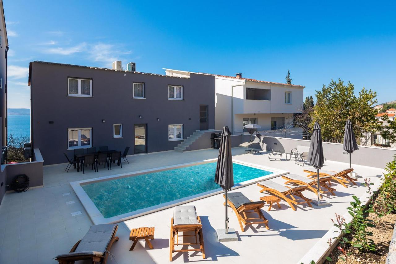 Luxury Apartment Lorena - Private Heated Pool - Jesenice  Buitenkant foto