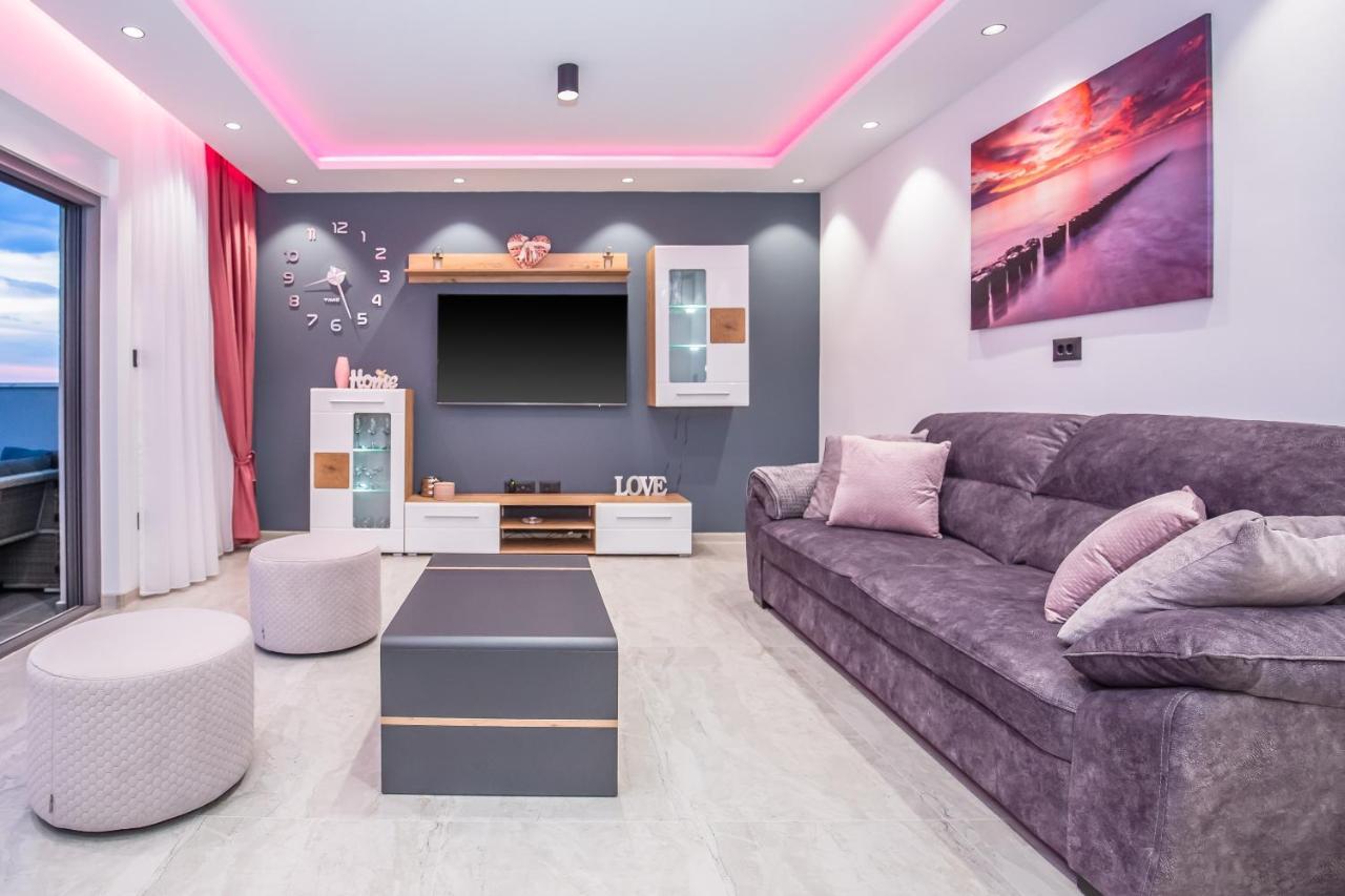 Luxury Apartment Lorena - Private Heated Pool - Jesenice  Buitenkant foto